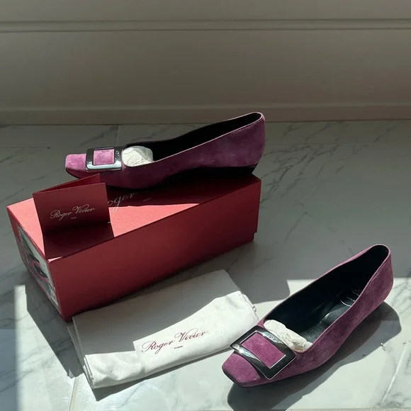 Roger Vivier rare pink suede Flats with Silver Buckle - Picture 6 of 16